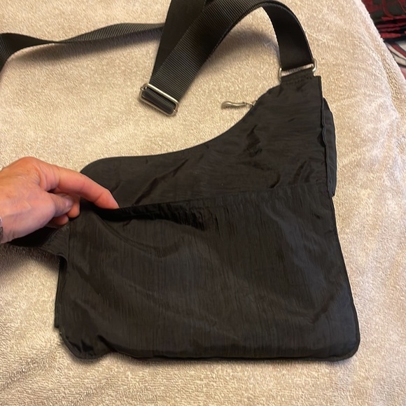 Shoulder bag - Picture 2 of 8